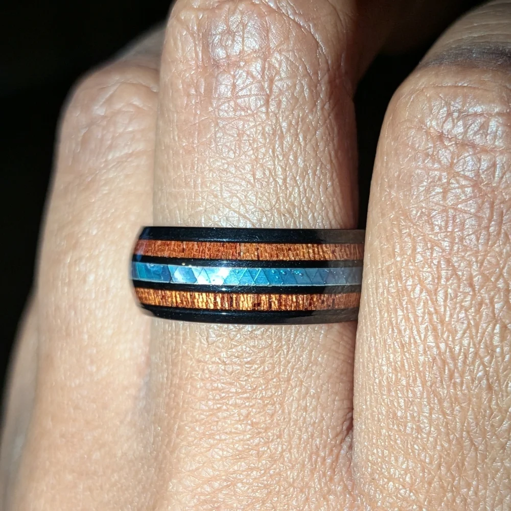 Men's edgy wood grain ring sz 7